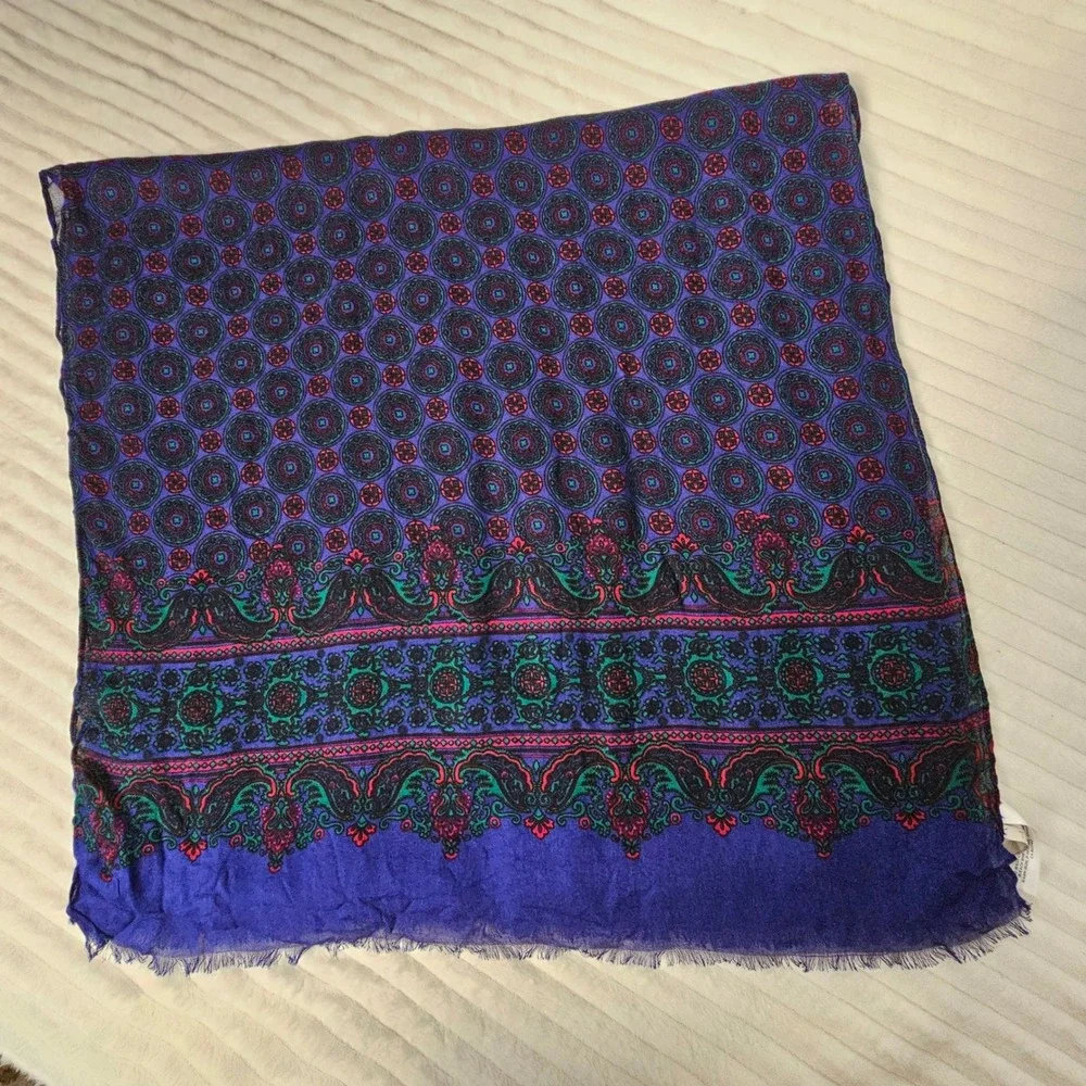 Talbots Womens Medallion Paisley Oblong Scarf OS Navy Purple Viscose Whimsigoth